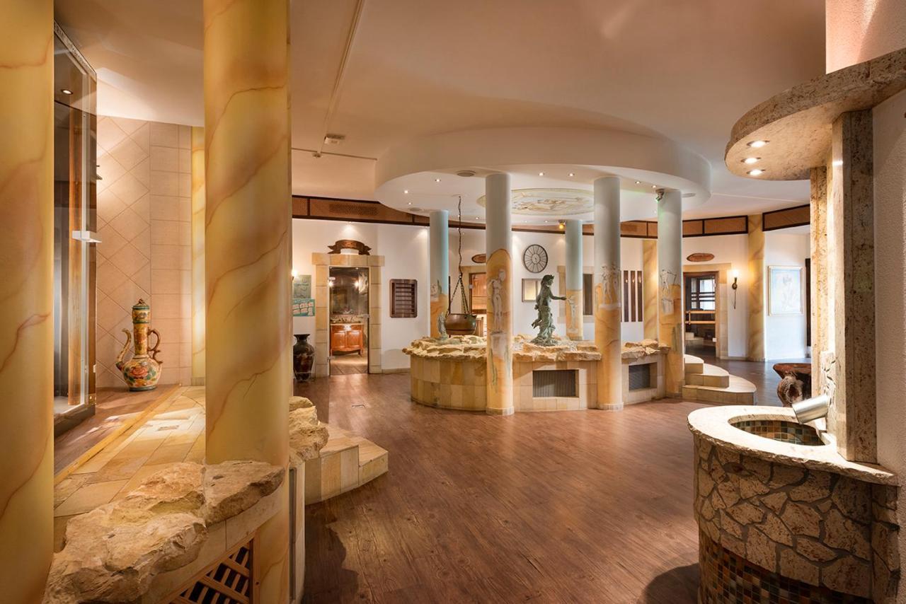 Wellnesshotel Seeschloesschen - Privat- Spa & Naturresort سنفتنبرغ المظهر الخارجي الصورة