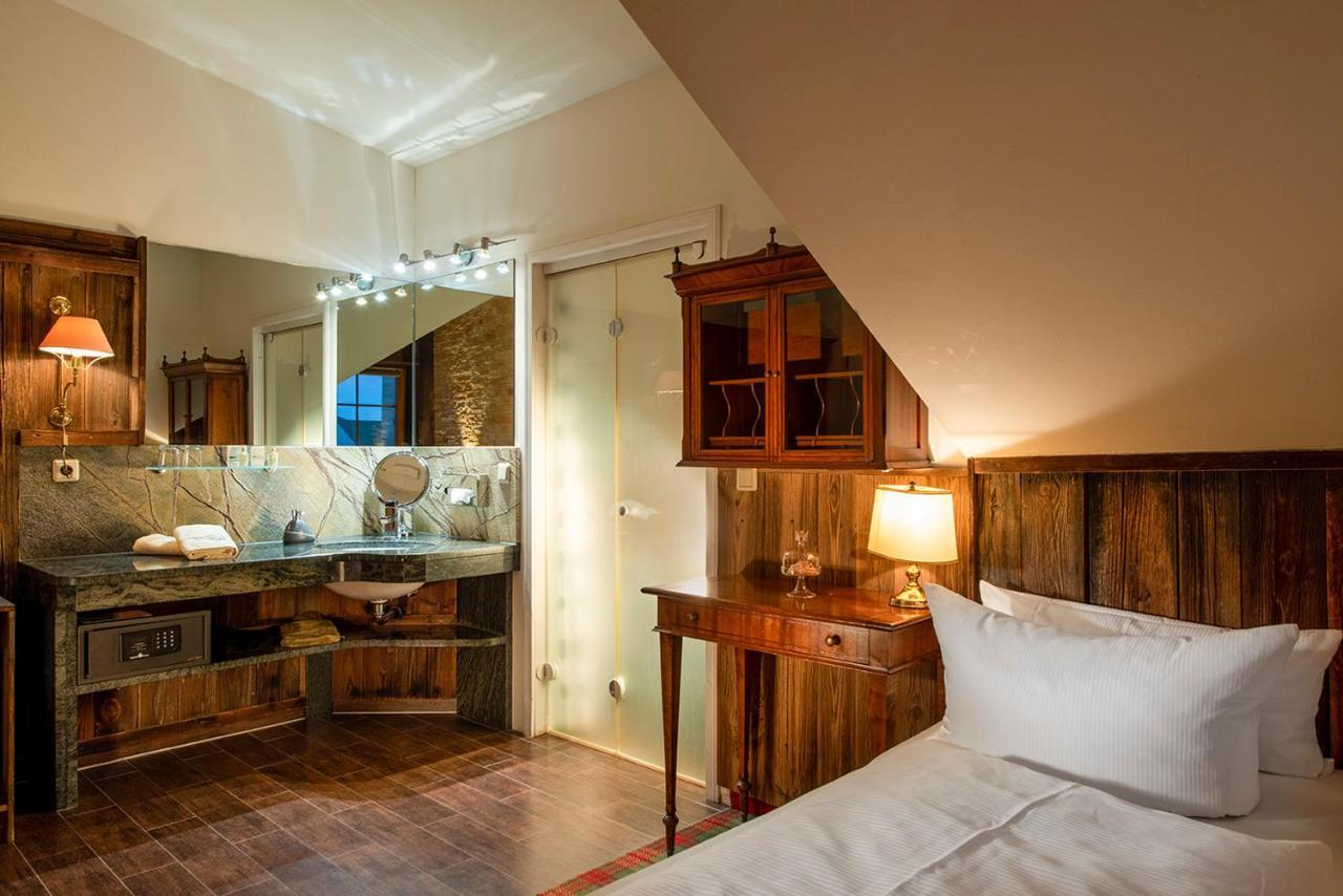 Wellnesshotel Seeschloesschen - Privat- Spa & Naturresort سنفتنبرغ المظهر الخارجي الصورة