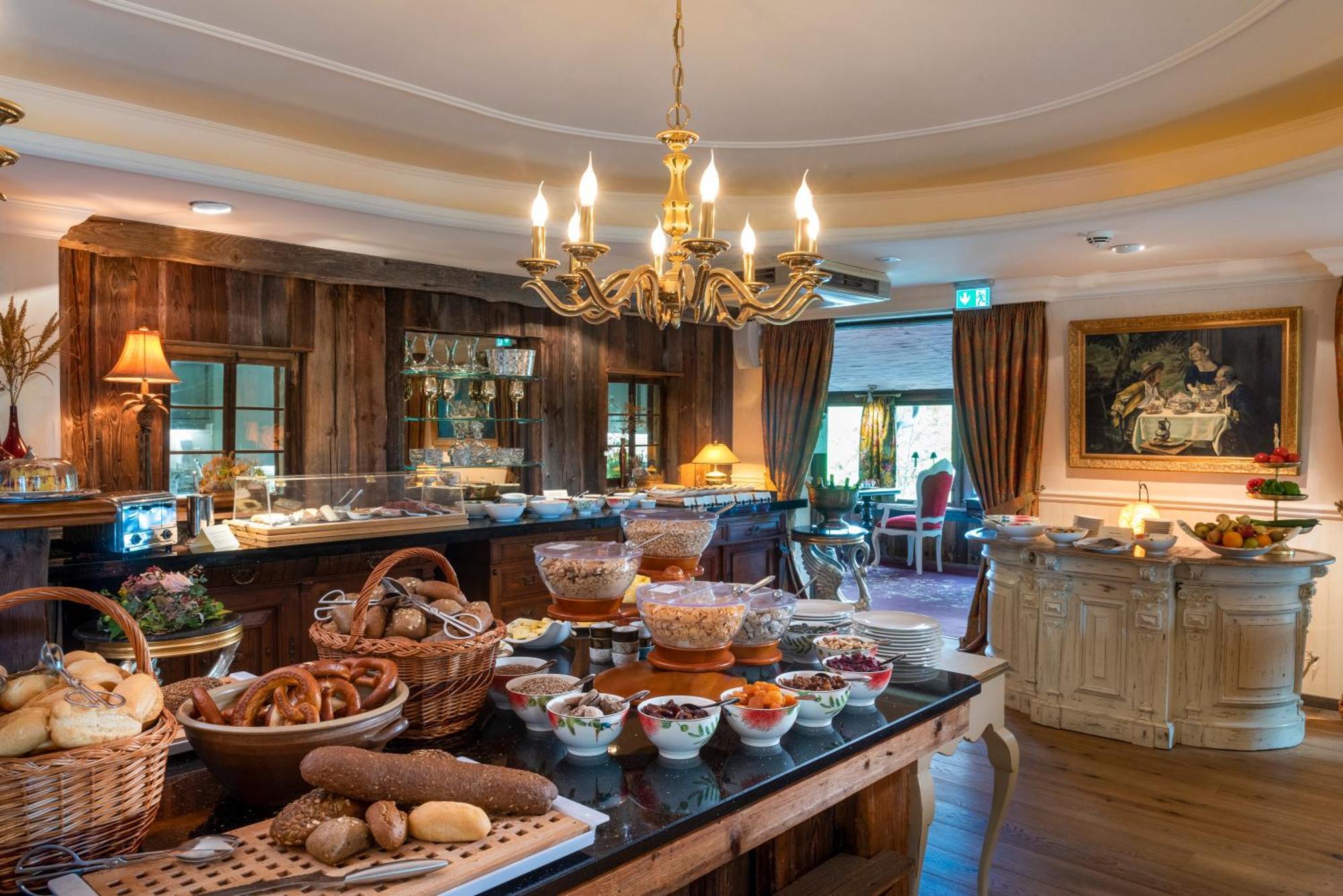 Wellnesshotel Seeschloesschen - Privat- Spa & Naturresort سنفتنبرغ المظهر الخارجي الصورة