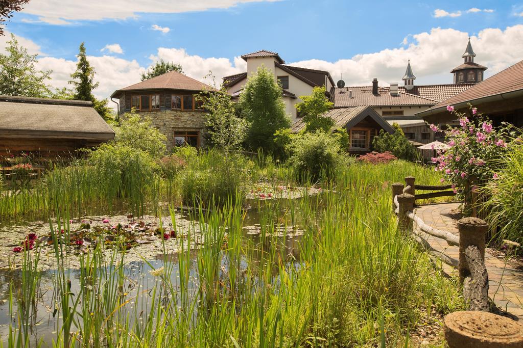 Wellnesshotel Seeschloesschen - Privat- Spa & Naturresort سنفتنبرغ المظهر الخارجي الصورة